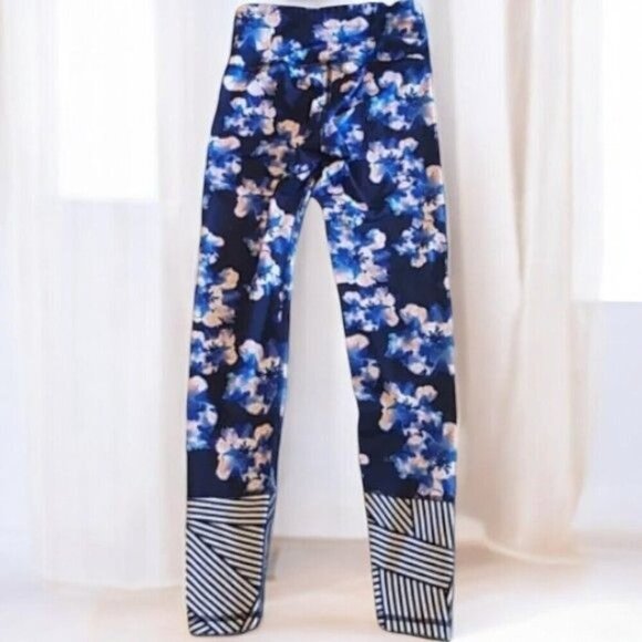 Old Navy Active Woman High Rise Floral Compression Leggings Striped Ankle NEW XS - Picture 8 of 8
